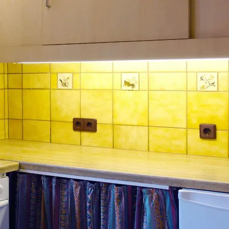 Happy Apartment *